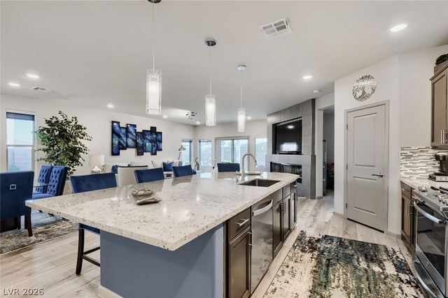 356 Coastal Fog Avenue, Las Vegas, NV 89183