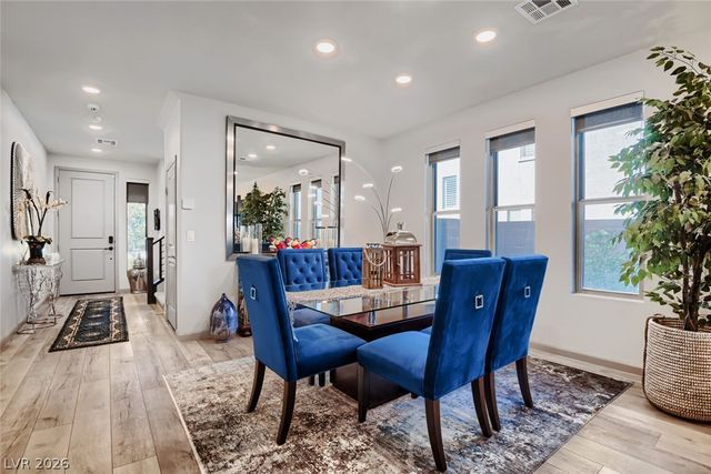 356 Coastal Fog Avenue, Las Vegas, NV 89183