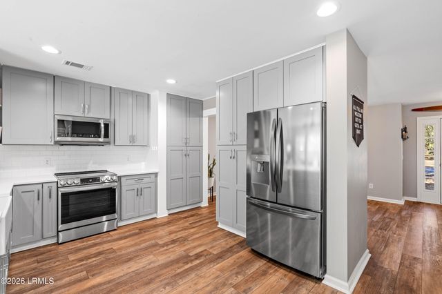 61 Mary Elizabeth Drive, Beaufort, SC 29907