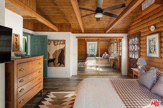 24015 Altdorf Drive, Crestline, CA 92325