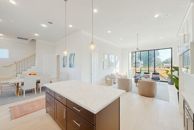 2618 Lake Kolbe Lane, Houston, TX 77080