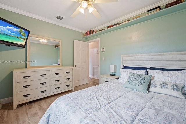 1395 NE 177th St, North Miami Beach, FL 33162