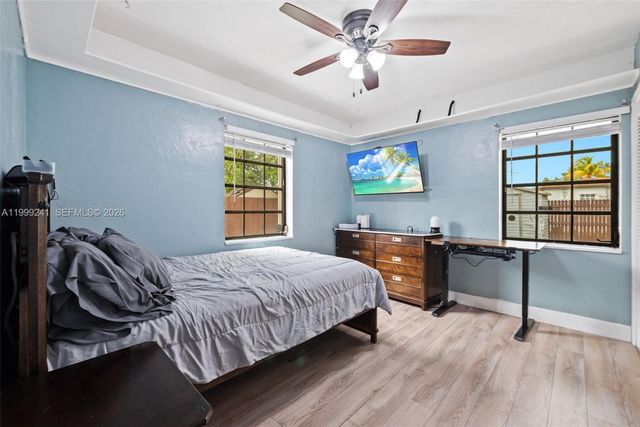 1395 NE 177th St, North Miami Beach, FL 33162