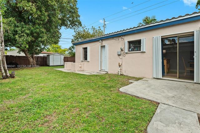 1395 NE 177th St, North Miami Beach, FL 33162