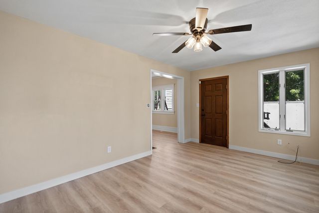 609 Baltimore Street, Waterloo, IA 50701