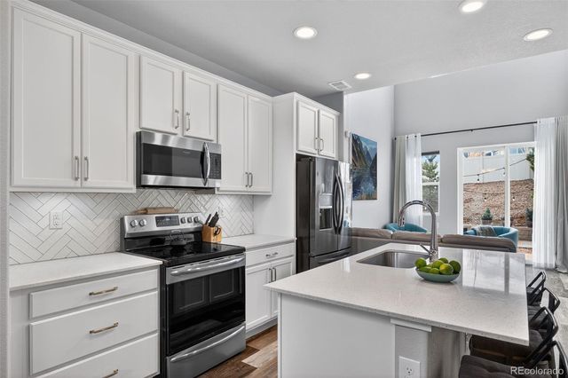 9749 Albion Lane, Thornton, CO 80229