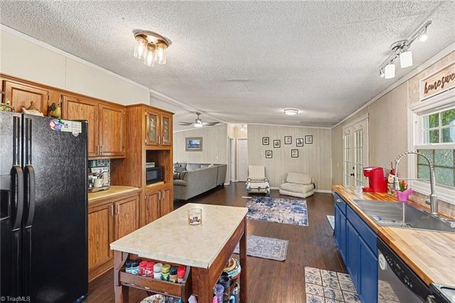 1375 Ward Road, Sandy Ridge, NC 27046