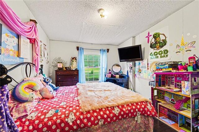 1375 Ward Road, Sandy Ridge, NC 27046