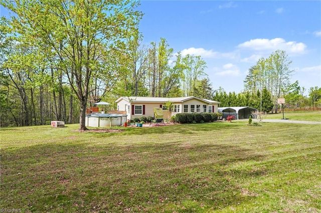 1375 Ward Road, Sandy Ridge, NC 27046
