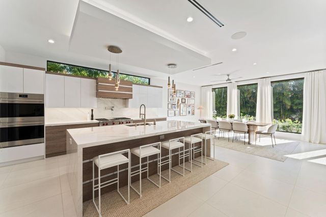 1032 SE 12th Way, Fort Lauderdale, FL 33316