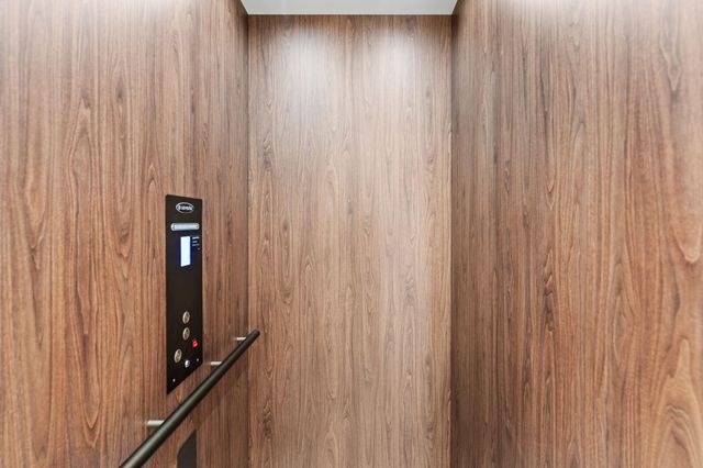 1032 SE 12th Way, Fort Lauderdale, FL 33316