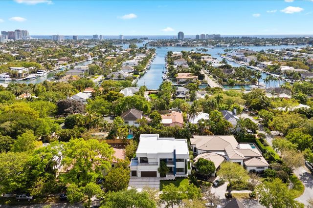 1032 SE 12th Way, Fort Lauderdale, FL 33316