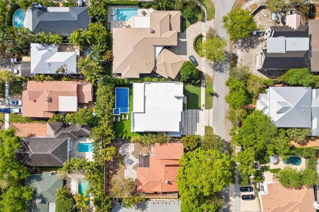 1032 SE 12th Way, Fort Lauderdale, FL 33316