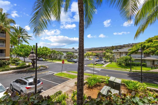 520 Lunalilo Home Road 8120, Honolulu, HI 96825