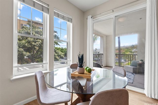 520 Lunalilo Home Road 8120, Honolulu, HI 96825