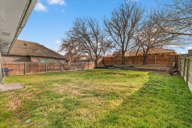 2317 Sundrop Court, Fort Worth, TX 76108