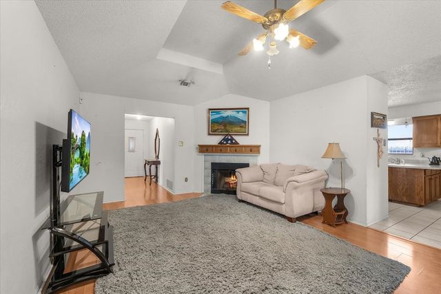 2317 Sundrop Court, Fort Worth, TX 76108