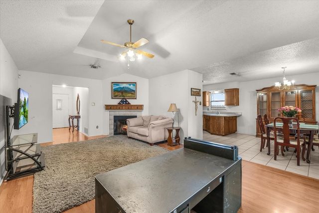 2317 Sundrop Court, Fort Worth, TX 76108