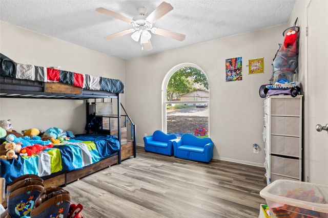 6428 N Stardust Drive, Watauga, TX 76148