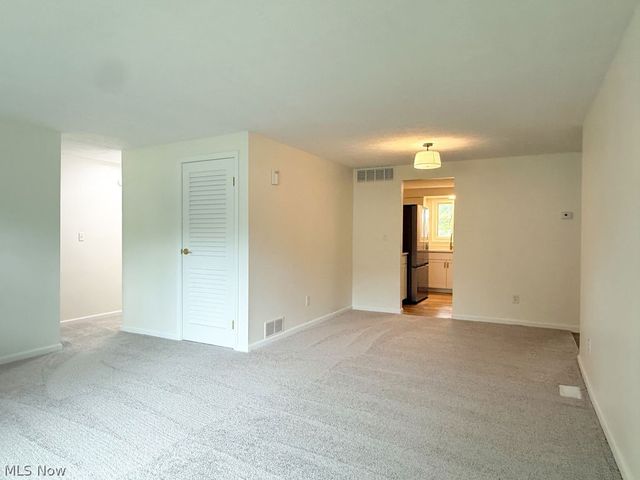 2625 Elm Drive, Girard, OH 44420
