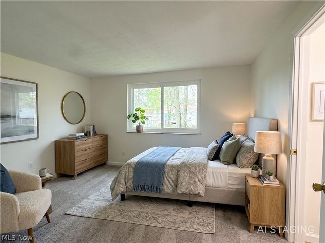 2625 Elm Drive, Girard, OH 44420