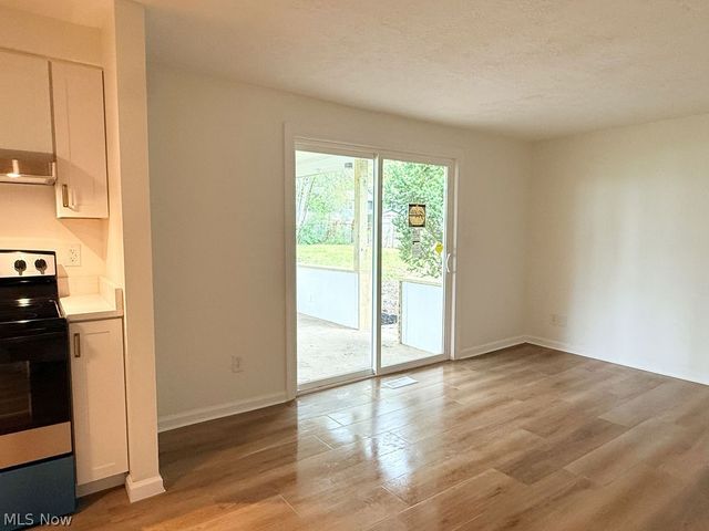 2625 Elm Drive, Girard, OH 44420