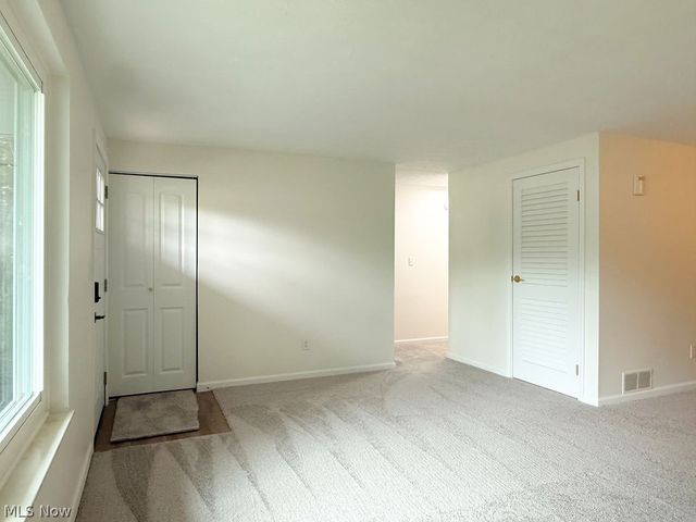 2625 Elm Drive, Girard, OH 44420