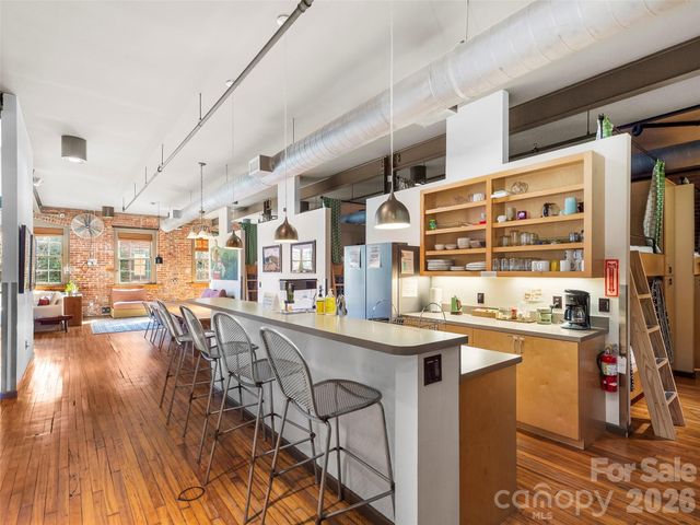 39 N Lexington Avenue 2, Asheville, NC 28801