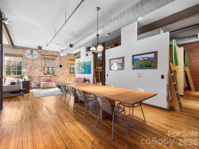 39 N Lexington Avenue 2, Asheville, NC 28801
