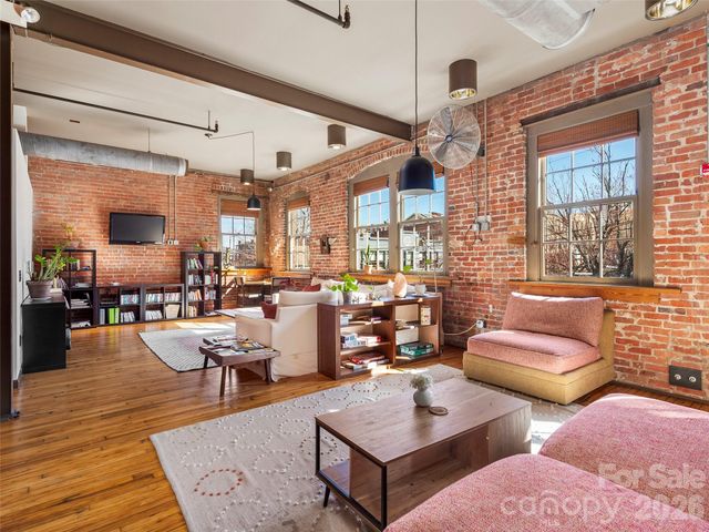 39 N Lexington Avenue 2, Asheville, NC 28801