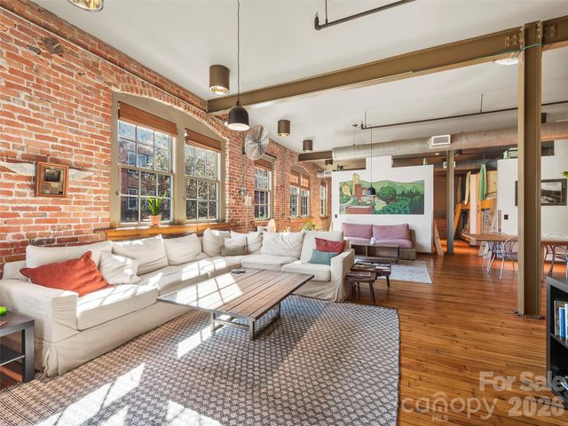 39 N Lexington Avenue 2, Asheville, NC 28801