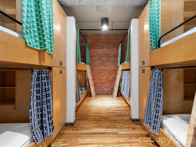 39 N Lexington Avenue 2, Asheville, NC 28801