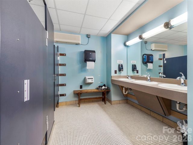 39 N Lexington Avenue 2, Asheville, NC 28801