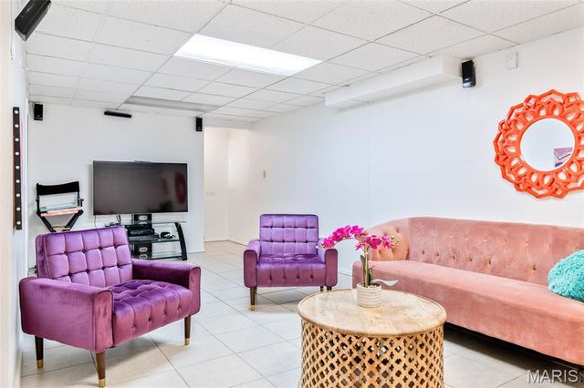 1730 Woodmore Oaks Drive, Manchester, MO 63021