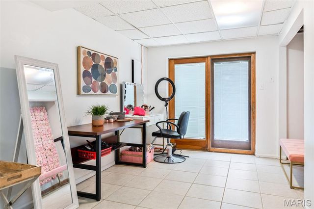 1730 Woodmore Oaks Drive, Manchester, MO 63021