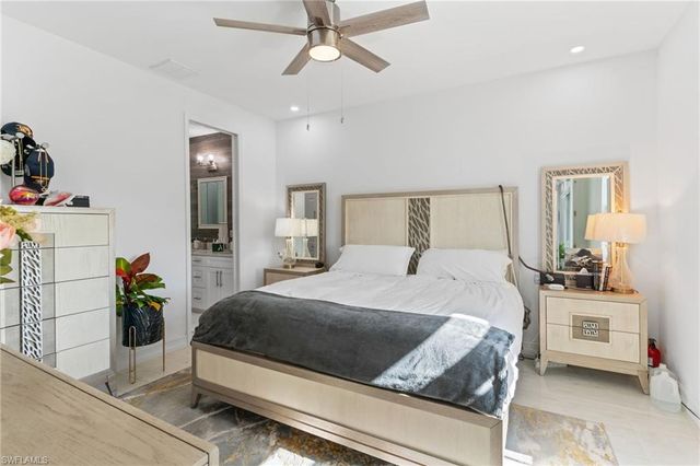 2617 42nd ST SW, Lehigh Acres, FL 33976