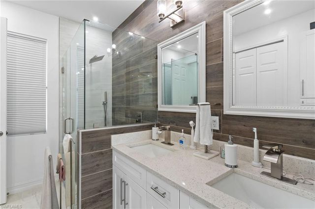 2617 42nd ST SW, Lehigh Acres, FL 33976