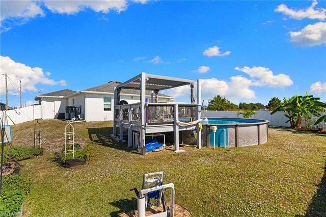 2617 42nd ST SW, Lehigh Acres, FL 33976