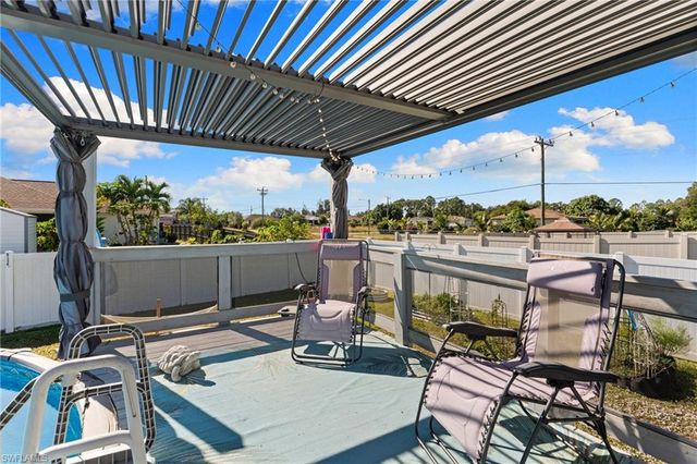 2617 42nd ST SW, Lehigh Acres, FL 33976