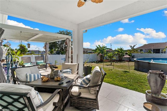 2617 42nd ST SW, Lehigh Acres, FL 33976