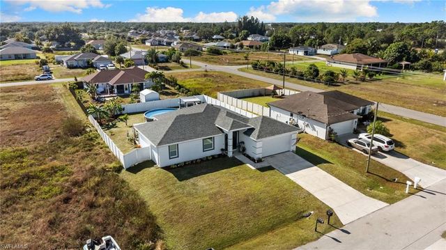 2617 42nd ST SW, Lehigh Acres, FL 33976