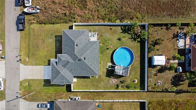 2617 42nd ST SW, Lehigh Acres, FL 33976