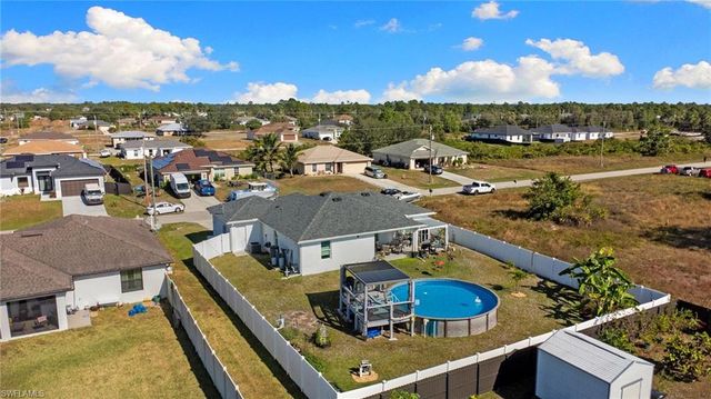 2617 42nd ST SW, Lehigh Acres, FL 33976