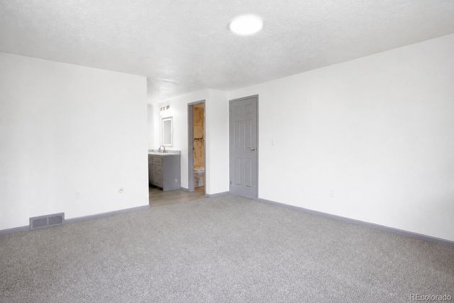 715 Tundra Place, Longmont, CO 80504