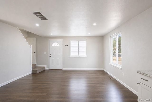 715 Tundra Place, Longmont, CO 80504