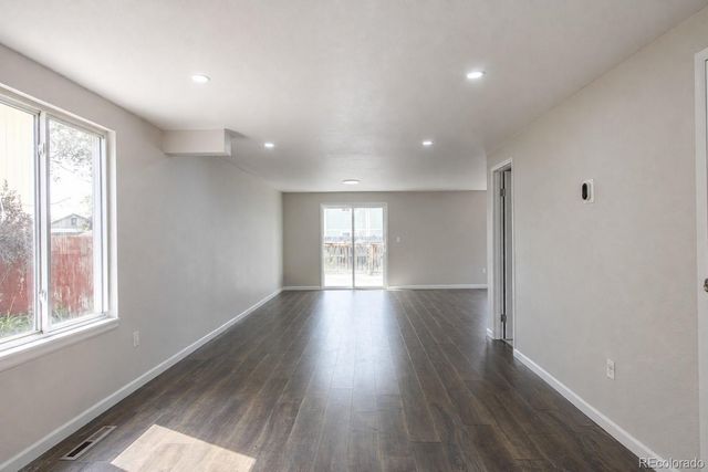 715 Tundra Place, Longmont, CO 80504