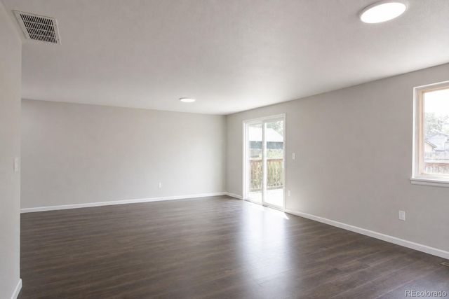 715 Tundra Place, Longmont, CO 80504