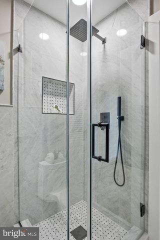 3 KLAKRING CT, Annapolis, MD 21403