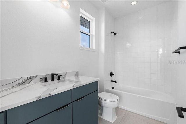 9004 SANTORINI DRIVE, Orlando, FL 32827