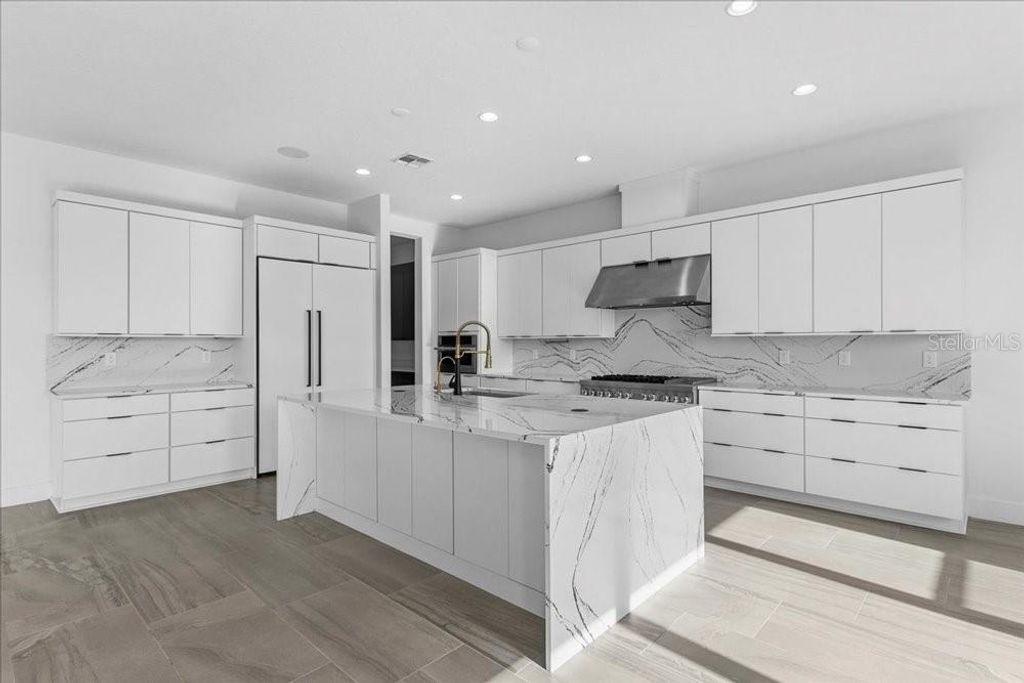 Image 14 of property listing at 9004 SANTORINI DRIVE, Orlando, FL 32827